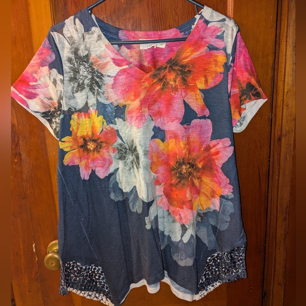 Women's Floral Top